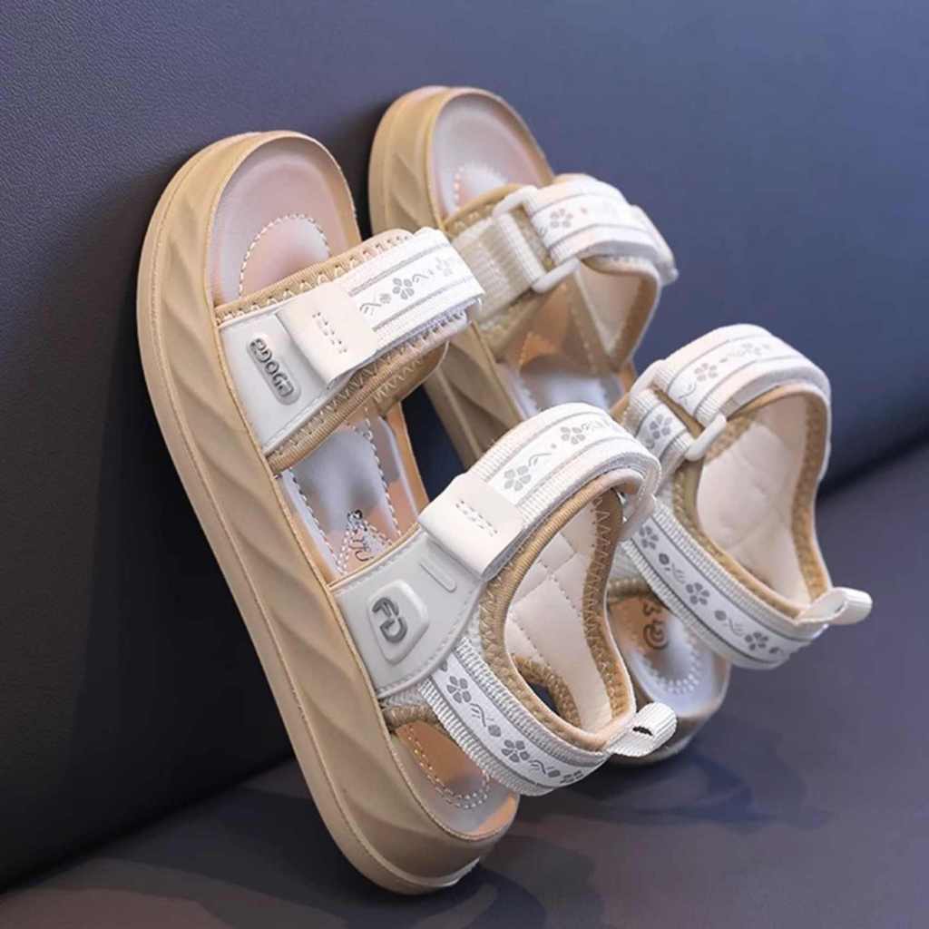 [M086] Sandal Bé Gái Quai Dán Họa Tiết Hoa Nhí Xinh Xắn - Dép Sandal Đi Học Đi Chơi Đế Cao Su Non Siêu Êm TH Kids