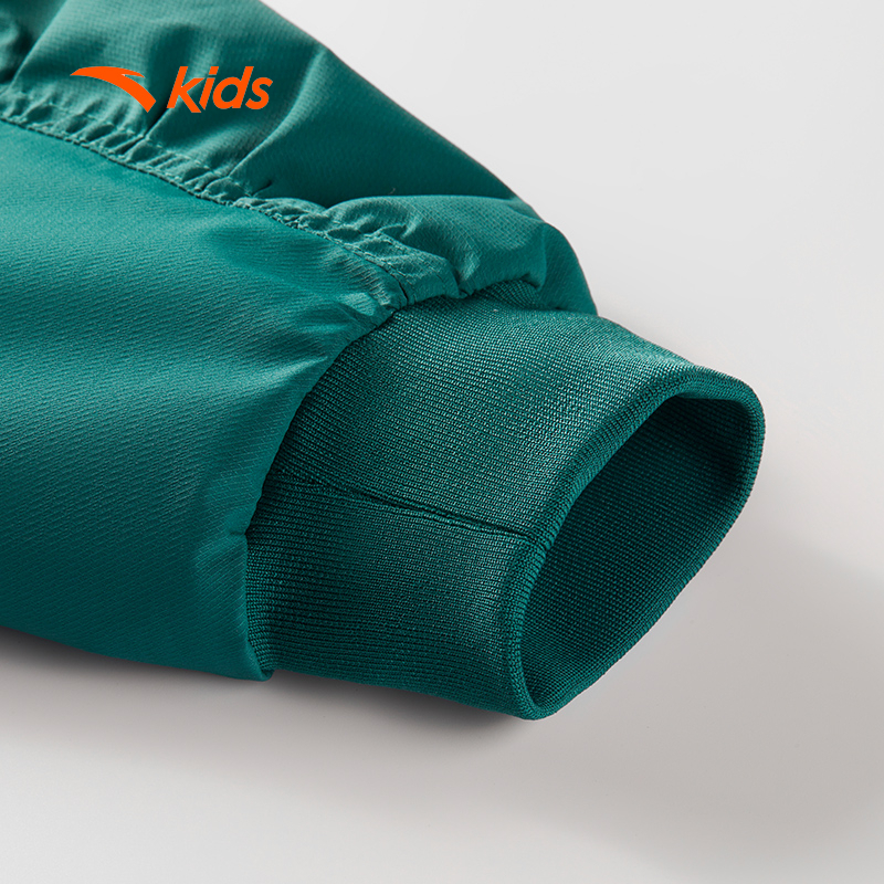 Áo Khoác Bóng Rổ Bé trai Có Nón, Chống Gió, Thoáng Khí, Thời Trang Thu Đông ANTA Kids 3525D1601