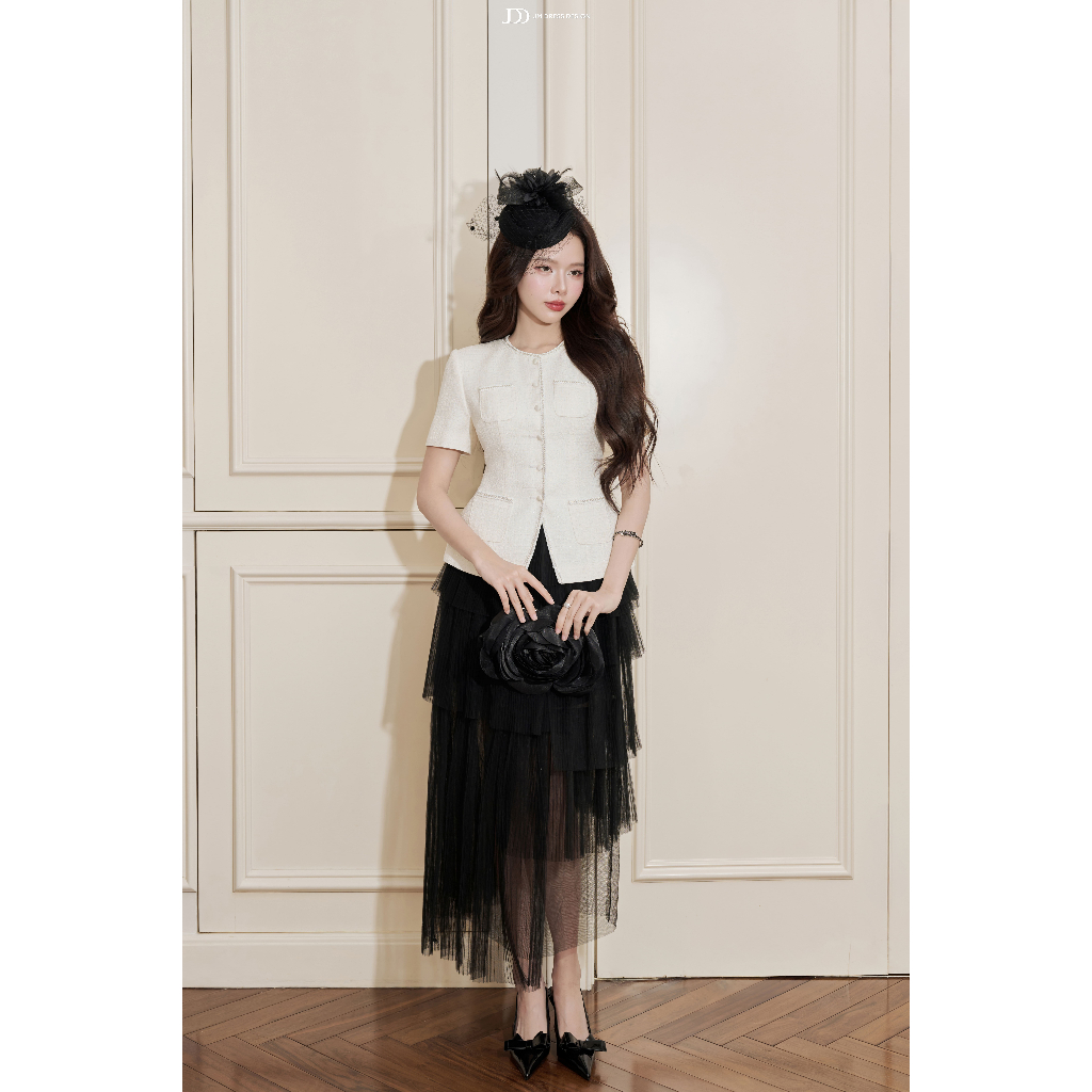 Áo Tweed Cổ Tròn 4 Túi Ốp Dáng Ngắn Thanh Lịch 2T43.2509TW. Áo Tweed Nữ Cao Cấp Công Sở / Dự Tiệc Thiết Kế Bởi JM Dress