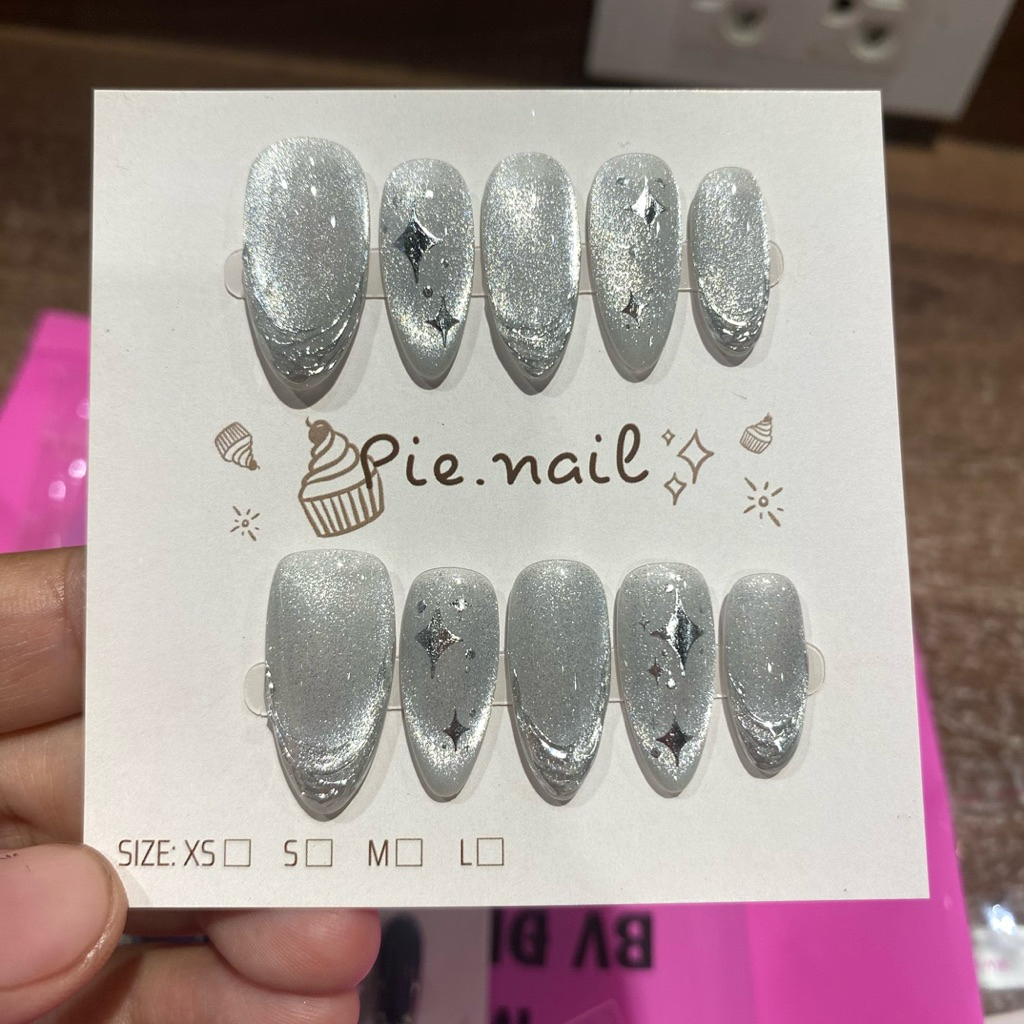 426. nailbox mắt mèo kim cương bling