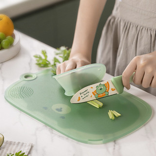 Thớt Nhựa Kháng Khuẩn Cao Cấp, Chống Nấm Mốc, Chống Trượt Dễ Dàng Vệ Sinh, Có Móc Treo Tiện Dụng -TotoMoo.homedecor