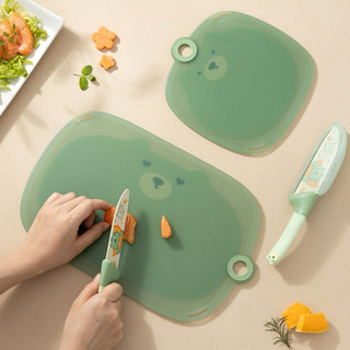 Thớt Nhựa Kháng Khuẩn Cao Cấp, Chống Nấm Mốc, Chống Trượt Dễ Dàng Vệ Sinh, Có Móc Treo Tiện Dụng -TotoMoo.homedecor