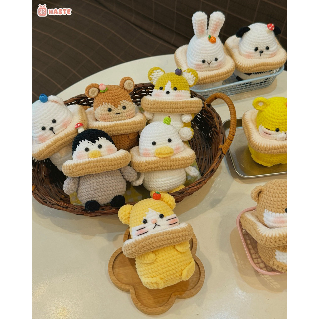 Móc Khoá Len Nhung Animal Thú Sandwich Heo Gấu Khỉ Voi Mèo Cánh Cụt Thỏ Panda Handmade Dễ Thương