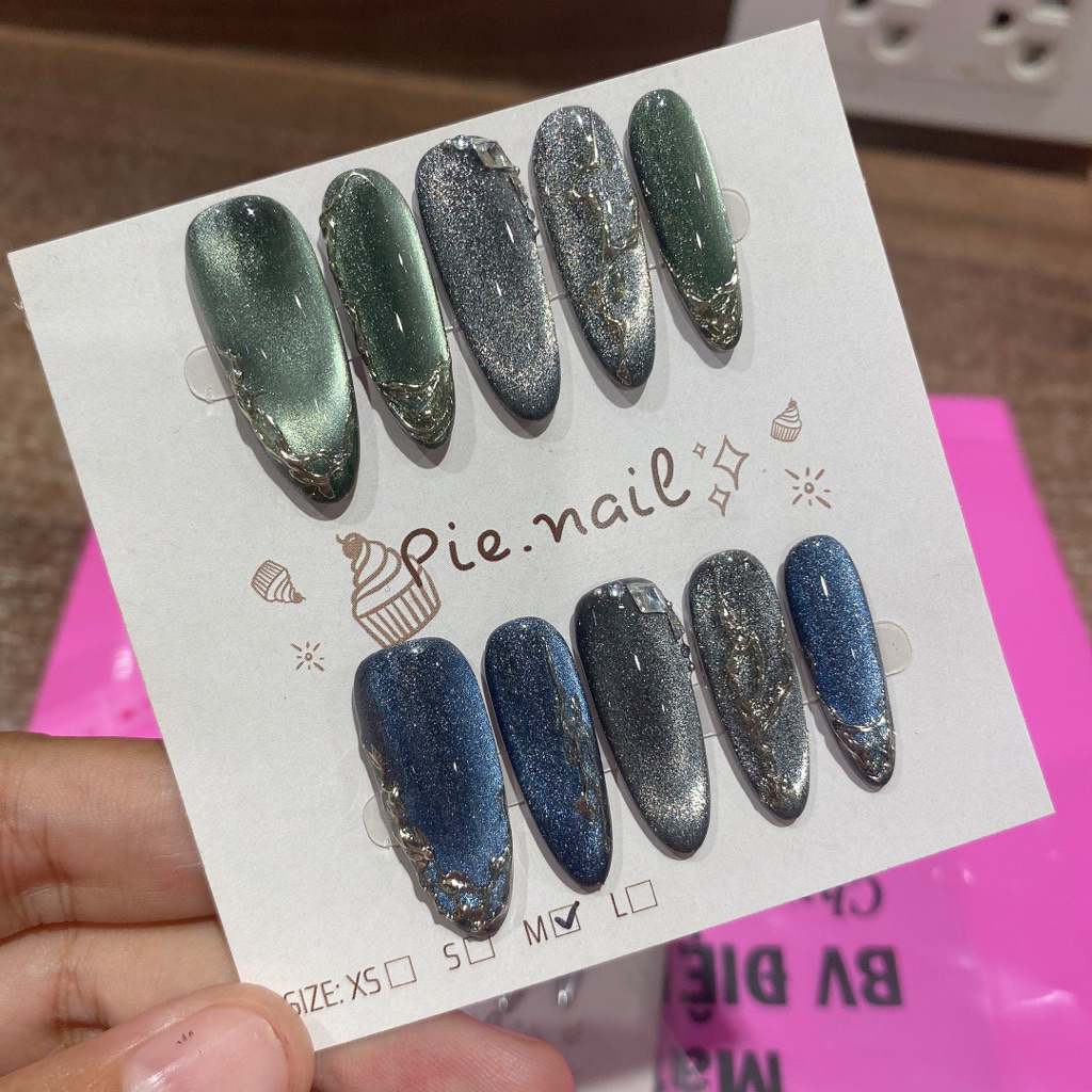 428. nailbox mắt mèo xanh lá, xanh dương