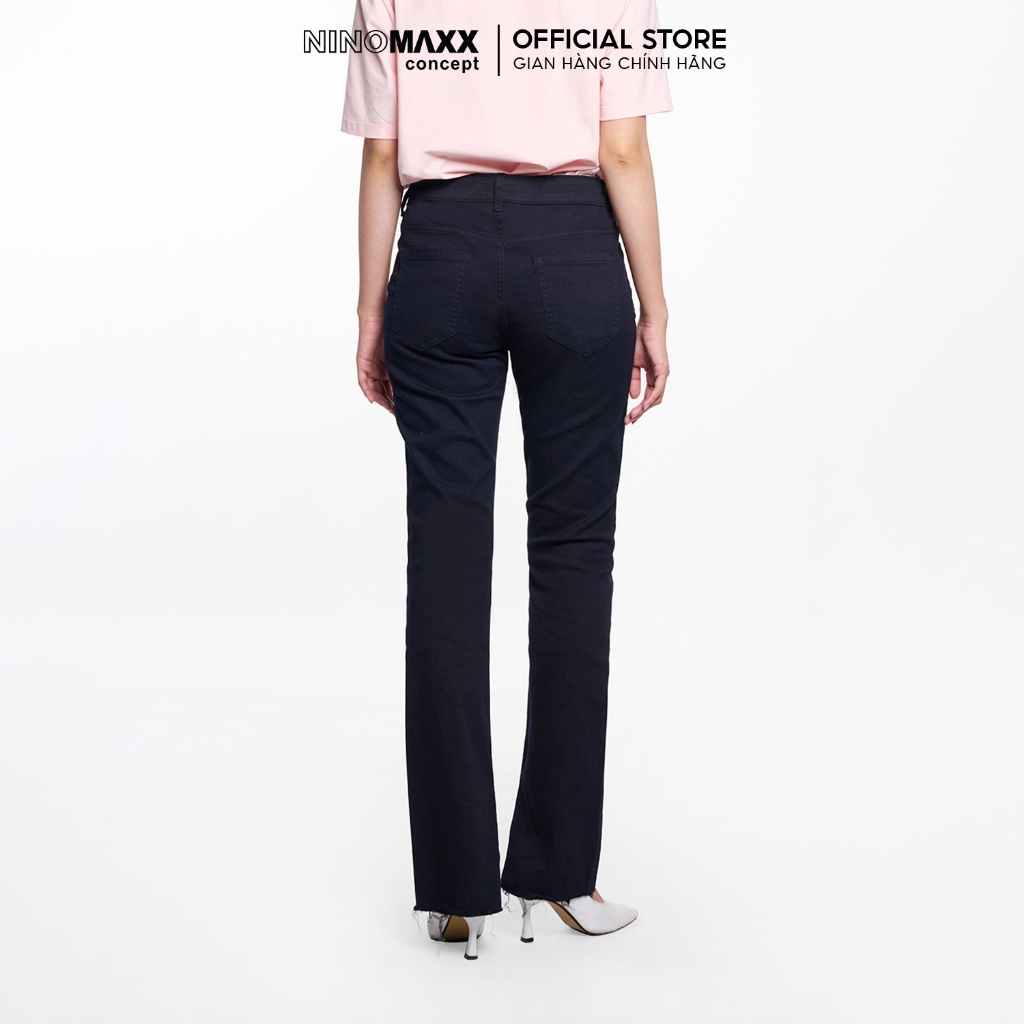 Quần Dài Nữ Dáng Suông Ống Loe Chất Kaki Mèm Thoải Mái NINOMAXX 2208027
