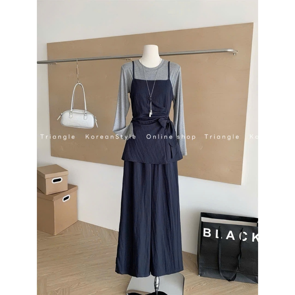 TRIANGLE - Ele Set (Cân nhắc kỹ, return is not welcomed) -Set 3 chi tiết áo hai dây kèm áo thun dài tay và quần ống rộng