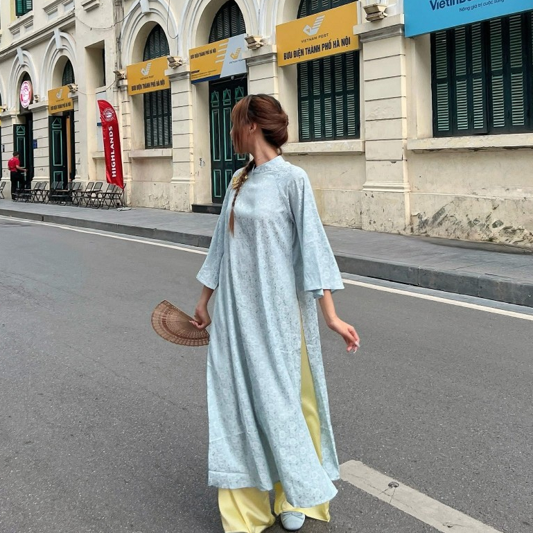 Áo dài lụa cách tân CƠ UYỂN hoa chìm đính cúc kèm quần lụa TAM AD10