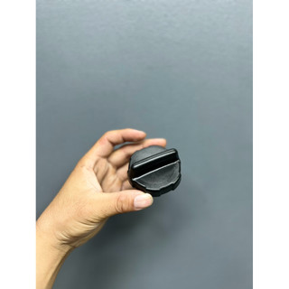 nắp mở khoá bình xăng sym chống trơn trượt dễ tháo lắp