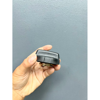 nắp mở khoá bình xăng sym chống trơn trượt dễ tháo lắp