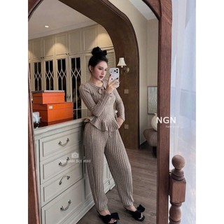 Set áo len cổ tròn đính nơ lớn tay dài ôm viền bèo phối quần ống suông xinh xắn tiểu thư cho nàng -  BaoTrang.clothes