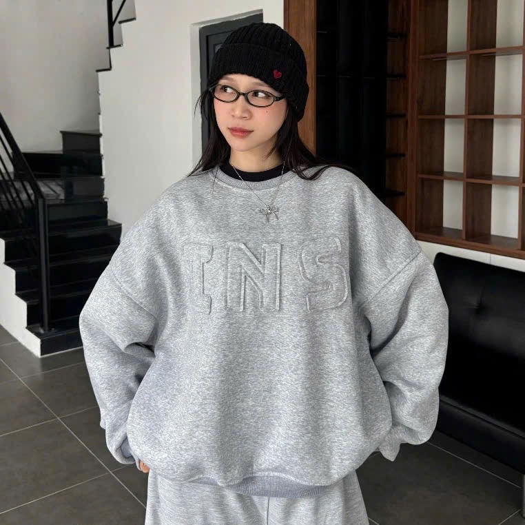 Áo Nỉ cổ tròn Nỉ Nam Nữ Unisex ULZZANG Form Rộng In Chữ Nổi INS Tay Phồng Chất Dày, Bo Dệt 5 Màu SSL