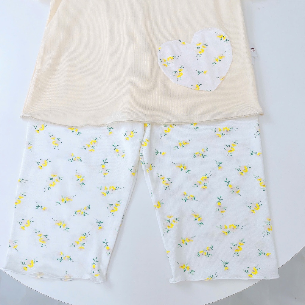 Bộ tay ngắn quần dài cho bé gái 95% sợi sồi Modal Ice Cool Lá Homewear A332, đồ ngủ cộc tay hoa nhí dễ thương