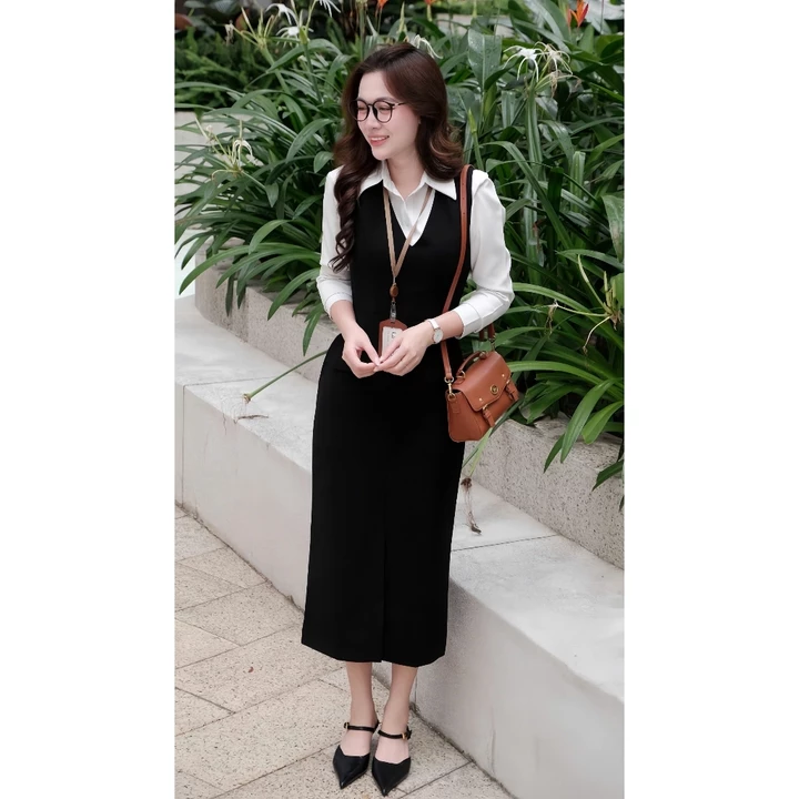DV03 - Đầm công sở La Merci đầm yếm thiết kế ôm nhẹ tôn dáng thoải mái Đầm đen Chất Liệu Dày Dặn