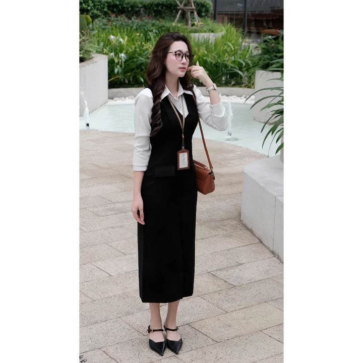 DV03 - Đầm công sở La Merci đầm yếm thiết kế ôm nhẹ tôn dáng thoải mái Đầm đen Chất Liệu Dày Dặn