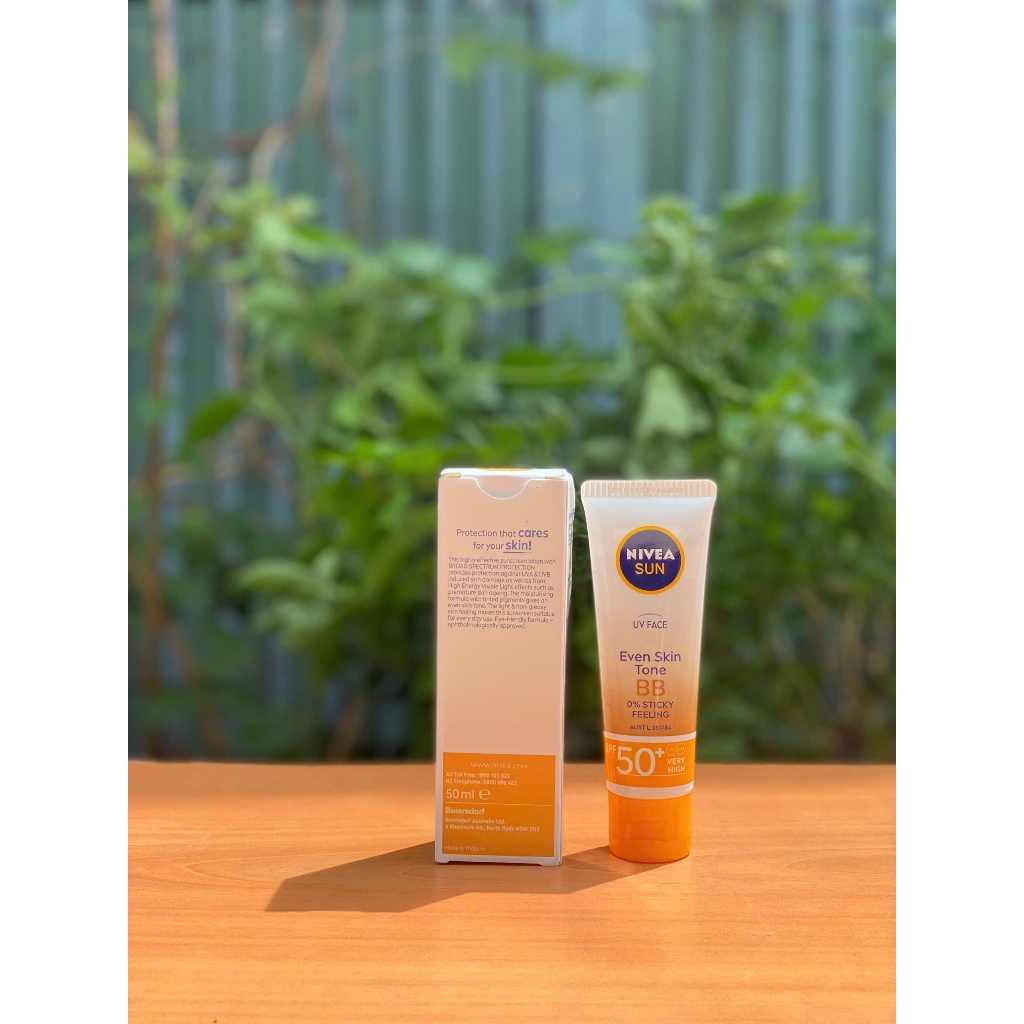 Kem chống nắng kiêm BB Cream Nivea Sun UV Face Sunscreen SPF50