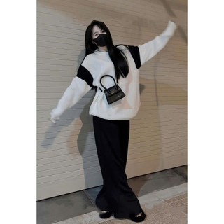 Áo Sweater Form Rộng Phối Vai Đen Trắng Phong Cách Thu Đông