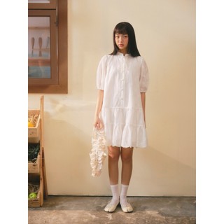 Đầm OLV kiểu nữ babydoll dáng ngắn Bellona và White Puff Sleeve Layered Babydoll Dress trẻ trung