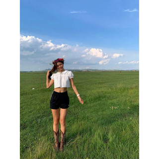 Le rouge | Poppy top Áo sơ mi crotop tay bồng cổ sen xếp li