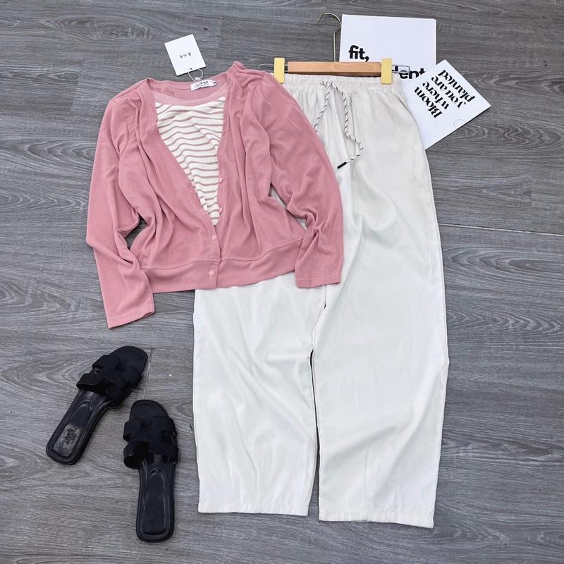 2026. Bộ [Áo CỔ V MAY LIỀN PHỐI KẺ- Quần Baggy] Sét áo tăm hàn phối liền kẻ+ quần baggy thô kaki.