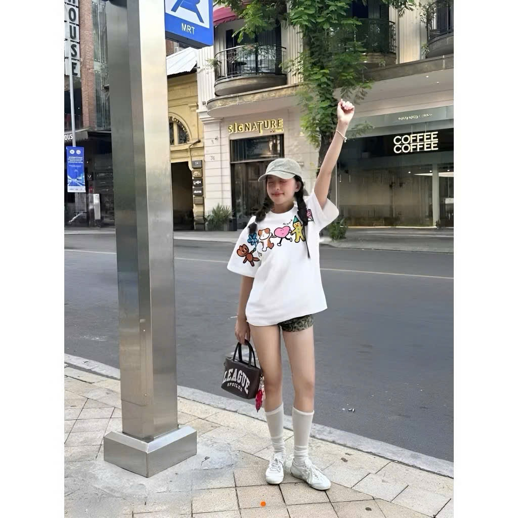Áo Thun Hoạt Hình In Sắc Nét Form Rộng Chất Vải Cotton Dày Dặn New Ss2025