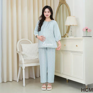 Bộ Đồ Bầu Dài Tay Cổ Tròn Larosa Mặc Nhà Và Sau Sinh Chất Liệu Đũi Mềm Mại Cao Cấp – LA029B