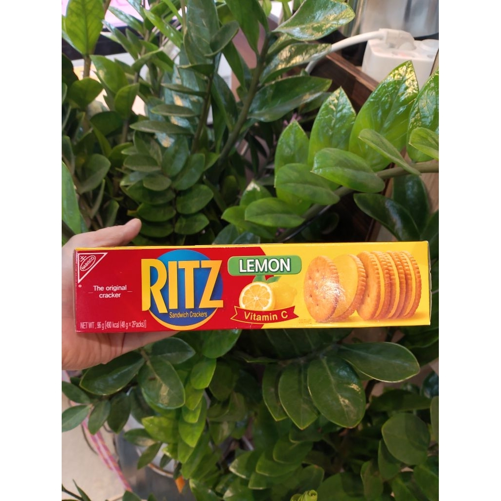 Bánh quy vị chanh bơ RITZ 96g hàn quốc | Shopee Việt Nam
