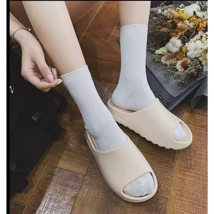 Dép đế bánh mì chống trượt cao cấp, đế dày 5cm Nhẹ thoáng chống nước Co giãn êm chân