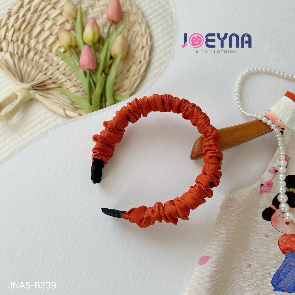 (Tặng kèm bờm) Set yếm lụa Joeyna B239 họa tiết cho bé