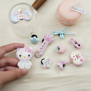 Bộ 10 Sticker, Charm 3D chủ đề Mèo Táo nhựa cứng gắn Dép Sục, Cá Sấu Mita JB-391
