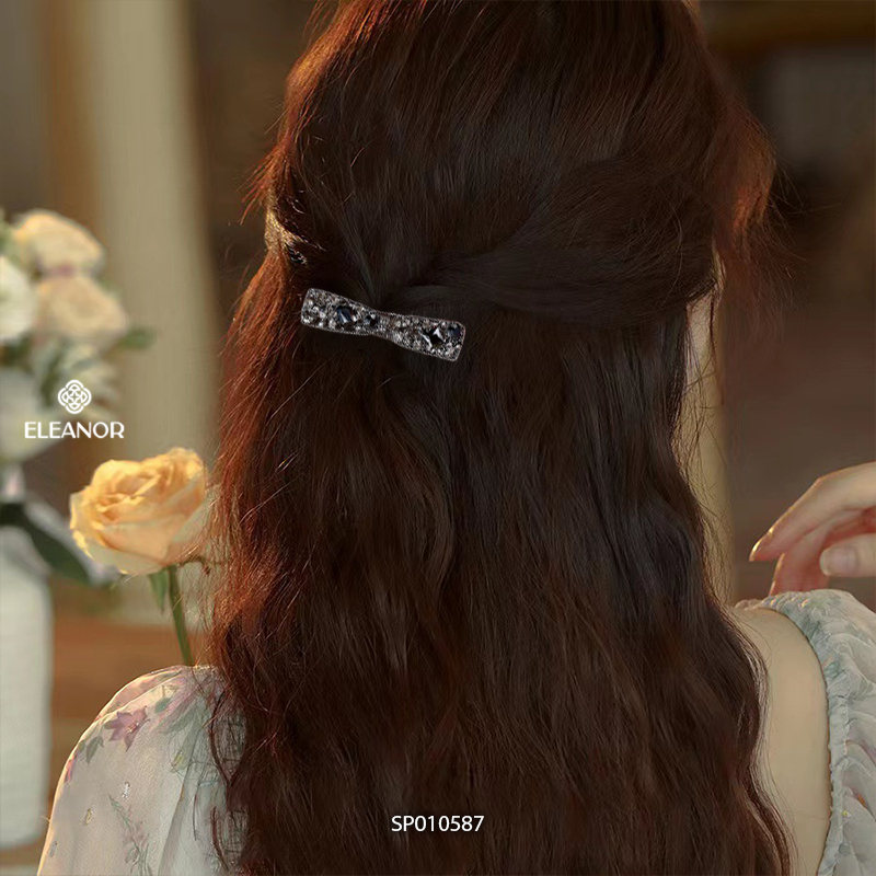 Kẹp tóc nữ Eleanor Accessories đính đá màu đen hình nơ phụ kiện tóc kẹp tóc mái 10587