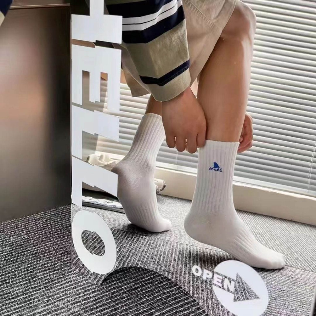 Tất vớ nam nữ style Hàn Quốc hiện đại dễ phối đồ, chất liệu mềm mại thoáng khí - Ekiu Shop