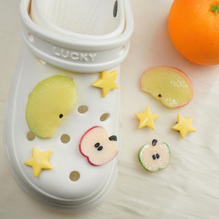 Bộ 8 Sticker, Charm 3D chủ đề Táo lát nhựa cứng gắn Dép Sục, Cá Sấu Mita JB-396