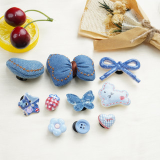 Bộ 10 Sticker, Charm 3D chủ đề Tim nơ Jean nhựa cứng gắn Dép Sục, Cá Sấu Mita JB-398