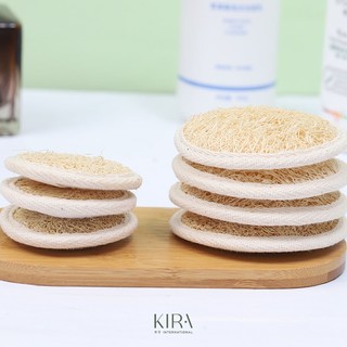Miếng rửa mặt xơ mướp tự nhiên hình tròn đường kính 6cm giúp tẩy tế bào chết, làm sạch sâu, chăm sóc da mặt