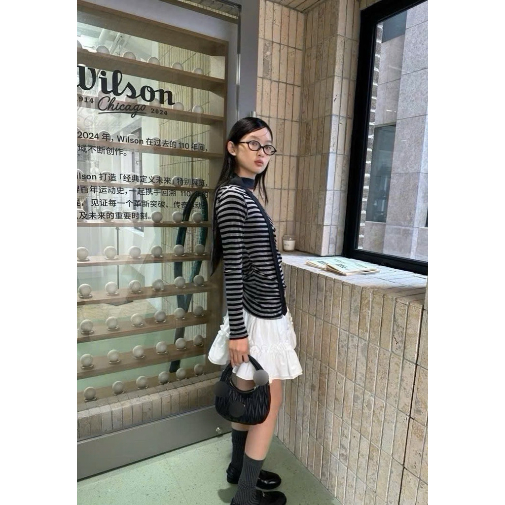 Túi Mi.uu quai tròn da mềm size 17 cầm tay đeo chéo sang chảnh ko hộp