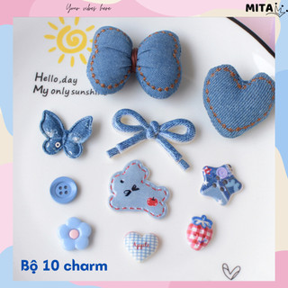 Bộ 10 Sticker, Charm 3D chủ đề Tim nơ Jean nhựa cứng gắn Dép Sục, Cá Sấu Mita JB-398