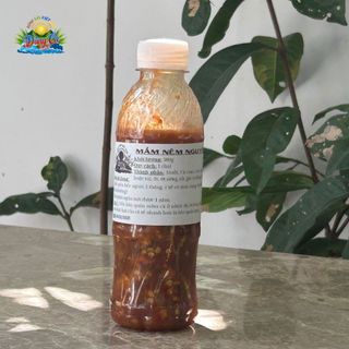 1 chai mắm nêm