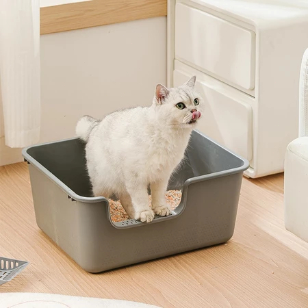 Khay Vệ Sinh Mèo,Thùng Cát Mèo Mẫu Mới Siêu To Khổng Lồ Dành Cho Mèo Tớig Tặng Kèm Xẻng Xúc
