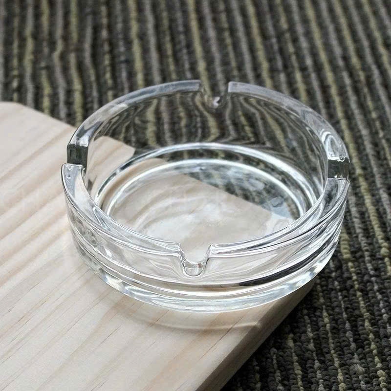Gạt Tàn Chất Liệu Thuỷ Tinh Trong Suốt Nhiều Mẫu Mã Lịch Sự Sang Trọng