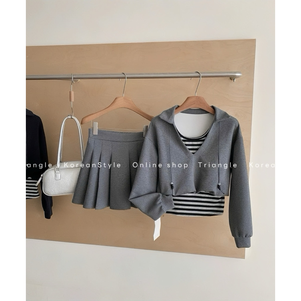 TRIANGLE - Saturday Set (Cân nhắc kỹ, return is not welcomed)- Set áo dài tay mix chân váy ngắn xếp li chất dày dặn
