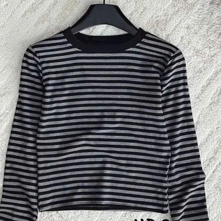 Áo Thun Kẻ Sọc Zip Lông Dáng Ôm Vừa Người Dễ Phối Đồ