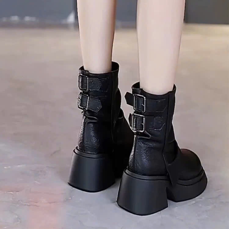 Giày nữ, giày bốt nữa cổ váy đế cao 6cm phong cách trẻ trung, cá tính