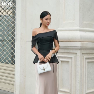 Áo kiểu bẹt vai tằm ánh đen kèm thắt lưng hoa