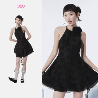 Đầm yếm OLV đính hoa thanh lịch Black Chiffon Halter Neck Flower Brooch Dress phù hợp đi chơi