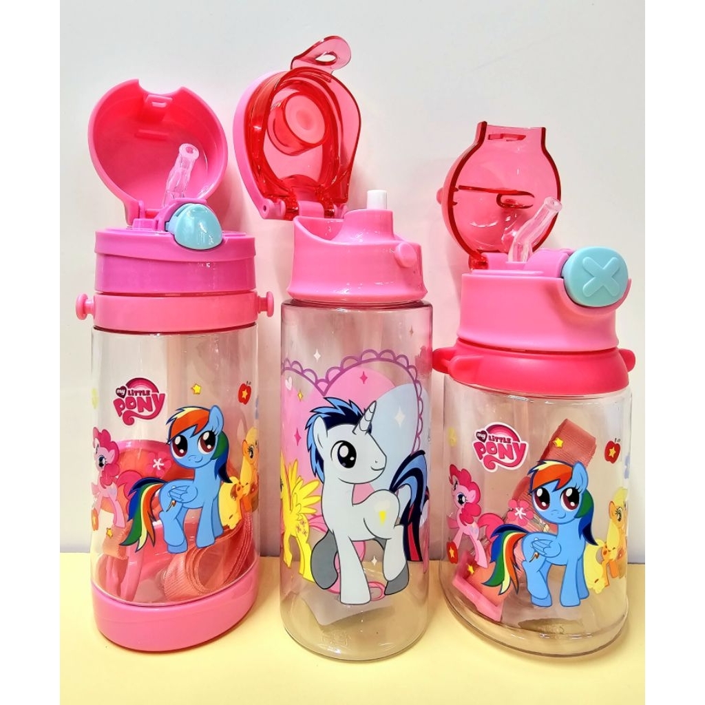 Bình nước nhựa Pony an toàn cho bé