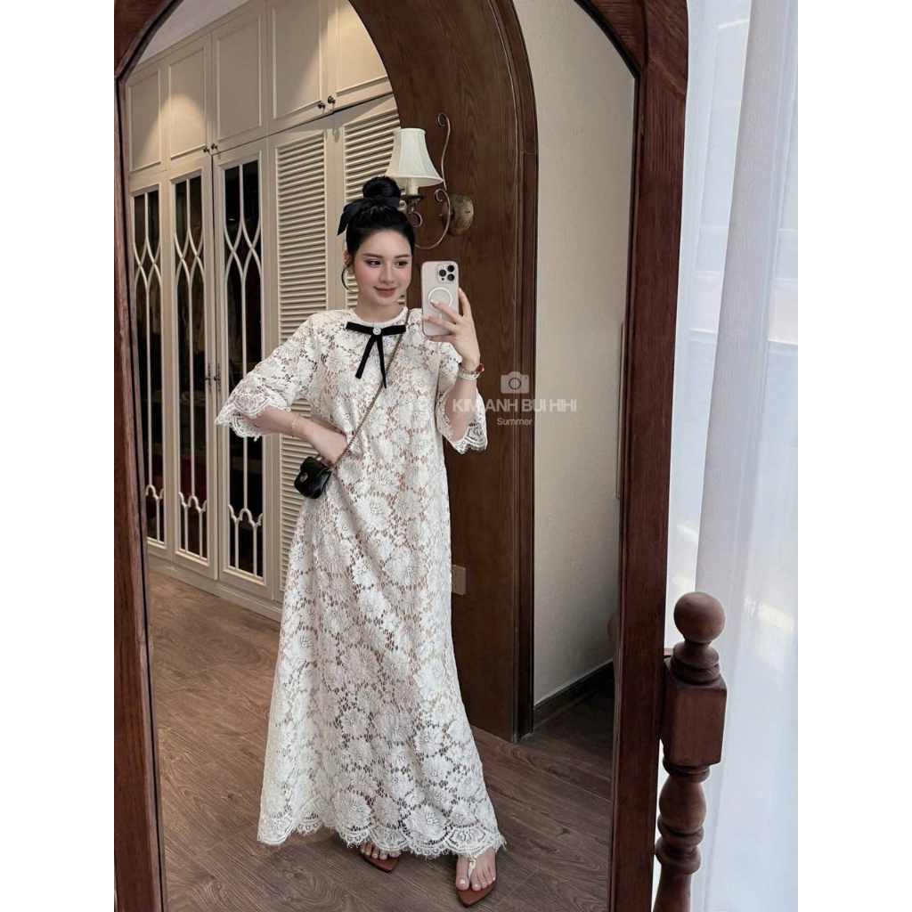 Váy Maxi Ren Dài Tay Lỡ – Thiết Kế Cổ Nơ Đen Sang Chảnh, Form Rộng Nữ Tính – Chamie Store