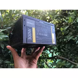 Bộ nguồn máy tính Công suất thực ANTEC 300W có 1 Chân 6 Pin cắm Card VGA