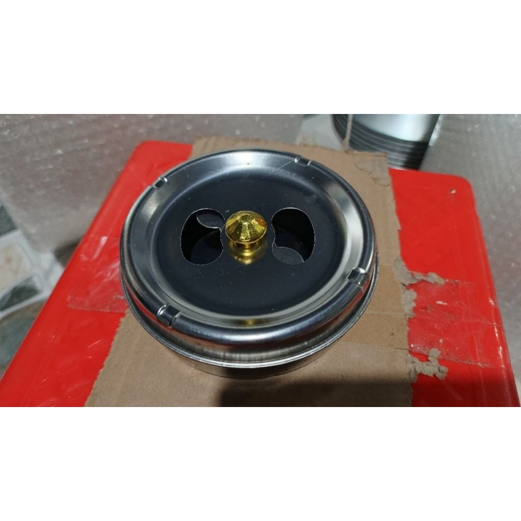 Gạt Tàn Inox Có Núm Xoay Đóng Mở Nắp