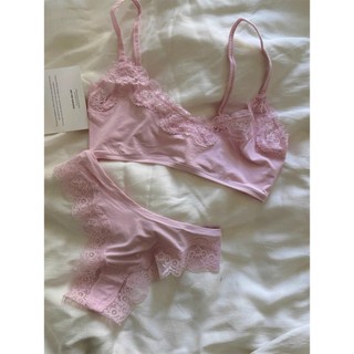 Lace Whisper Set M125