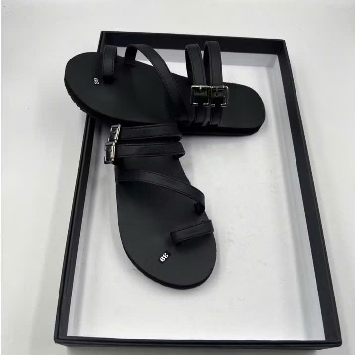 Dép sandal nữ quai mảnh màu đen – Kiểu dáng thời trang, dễ phối đồ